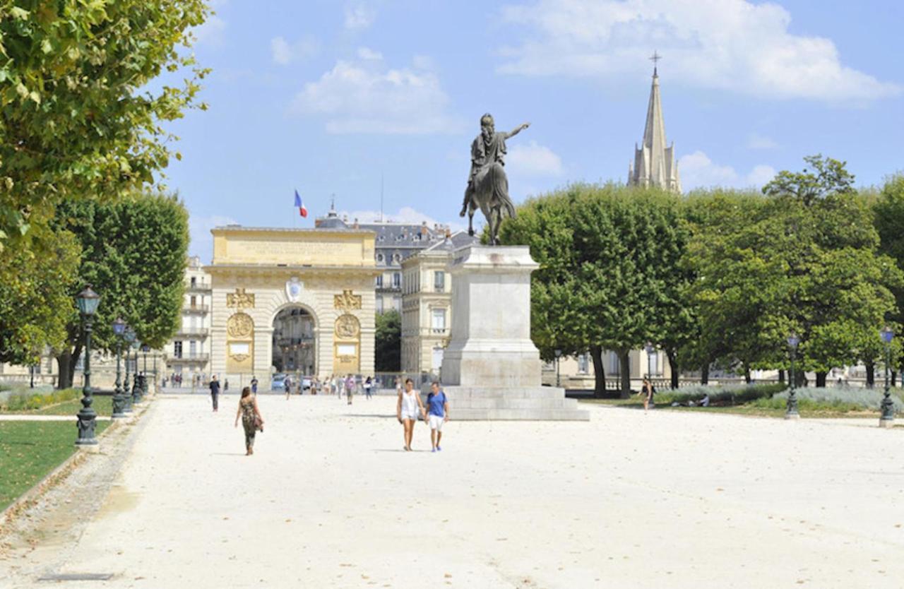 Appartement Duplex With Cathedral View à Montpellier Extérieur photo